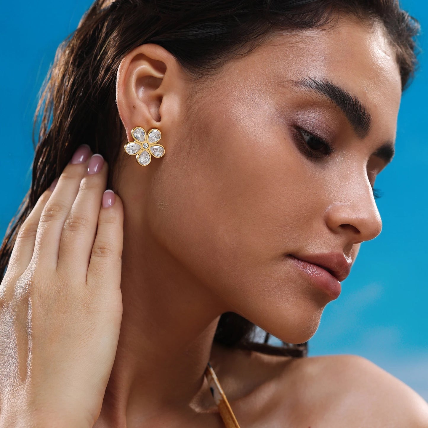 Carryallco Timeless Crystal Flower Stud Earrings