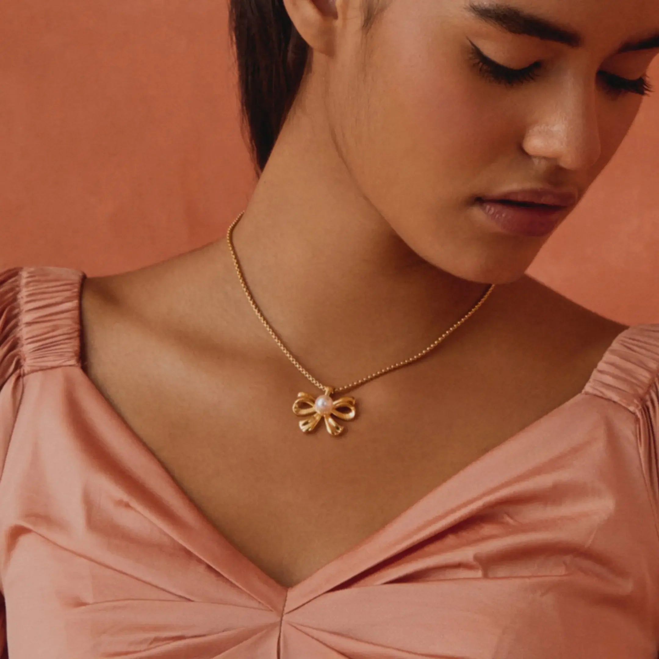 18K Gold Plated Aurora Pearl Bow Pendant – Demi-Fine