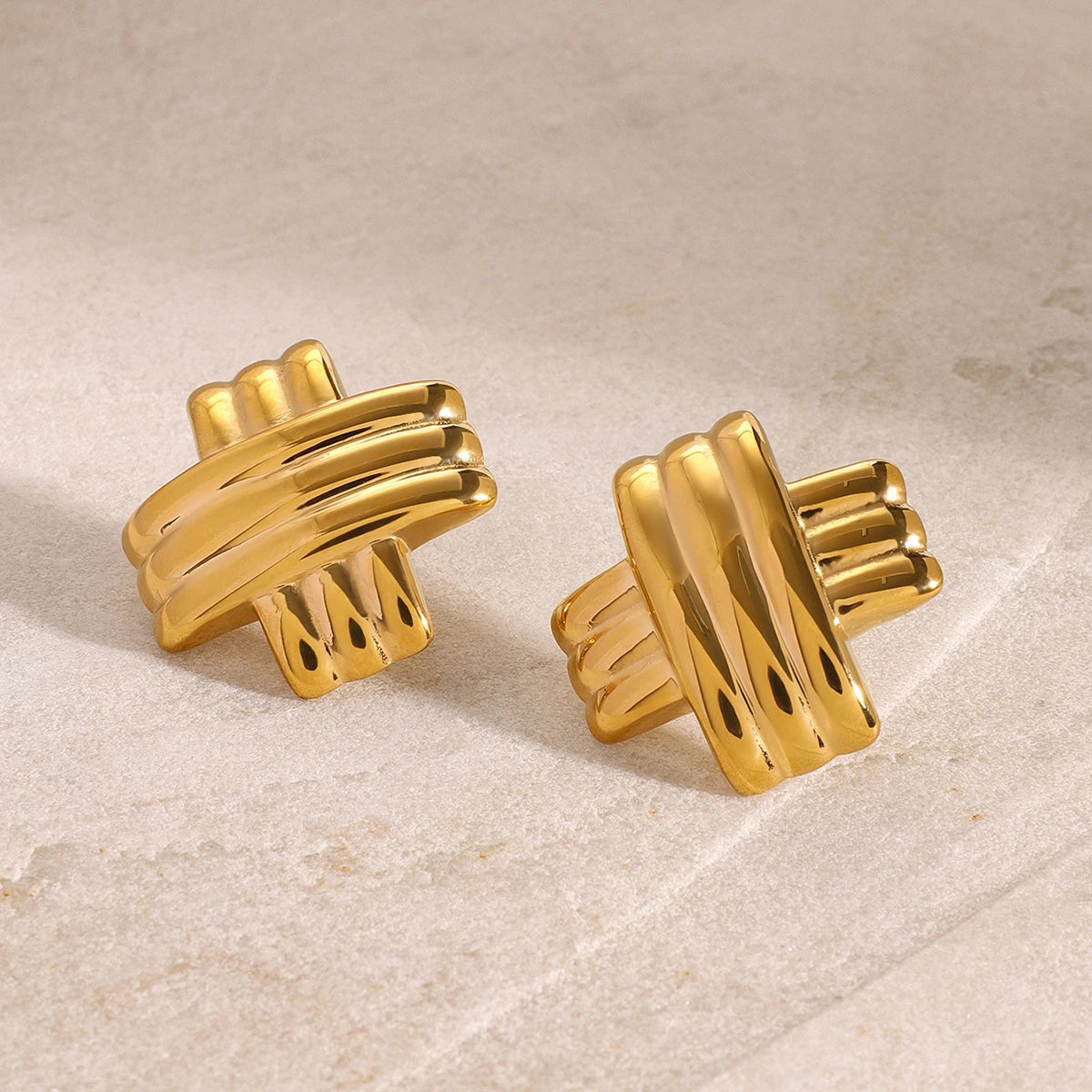 18K Gold-Plated Ribbed Minimalist Stud Earrings