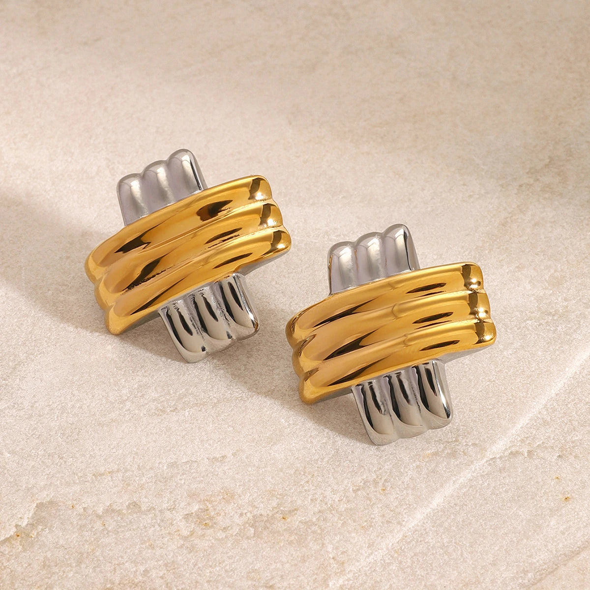 18K Gold-Plated Ribbed Minimalist Stud Earrings