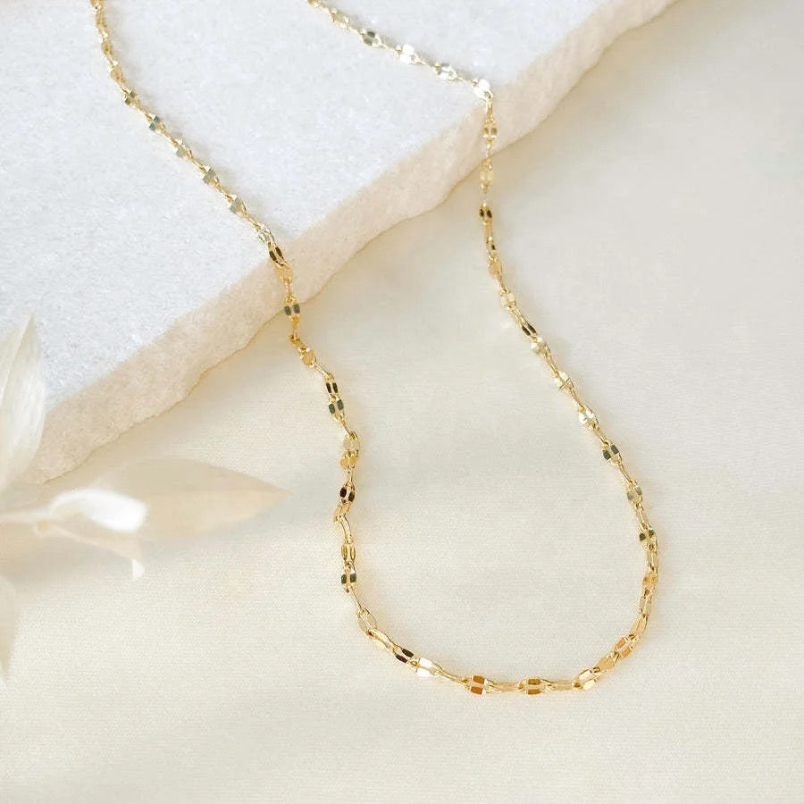18K Gold Plated Dainty Twisted Minimalist Chain – Demi-Fine