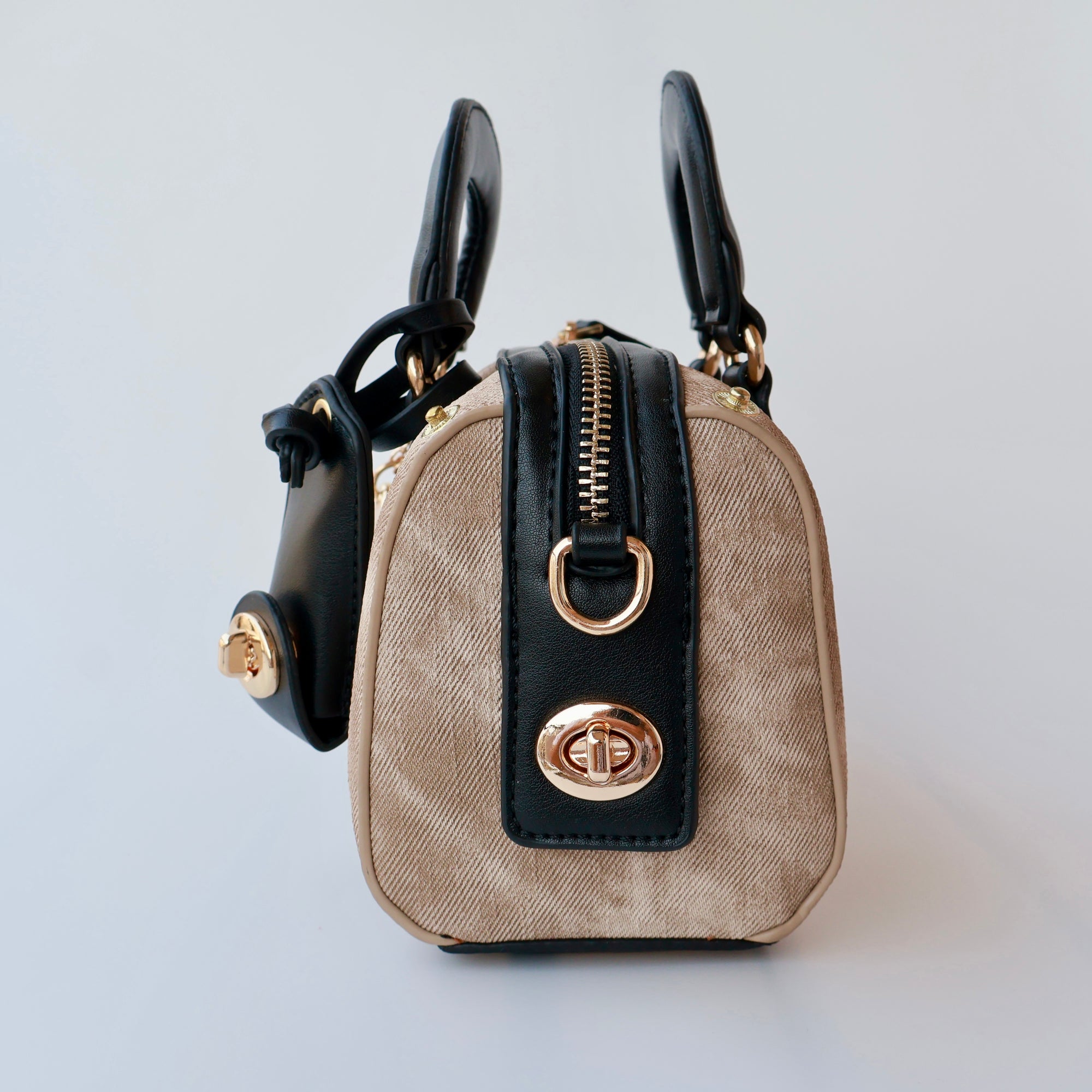 Carryallco Celeste – Handmade Vintage Medium Boston Bag