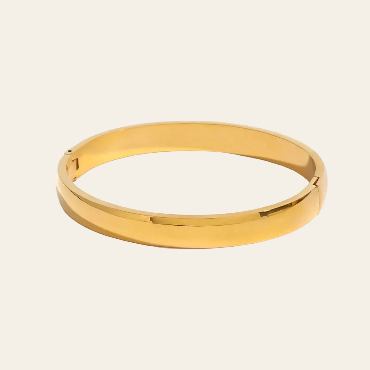 Bold Curved Clasp Bangle