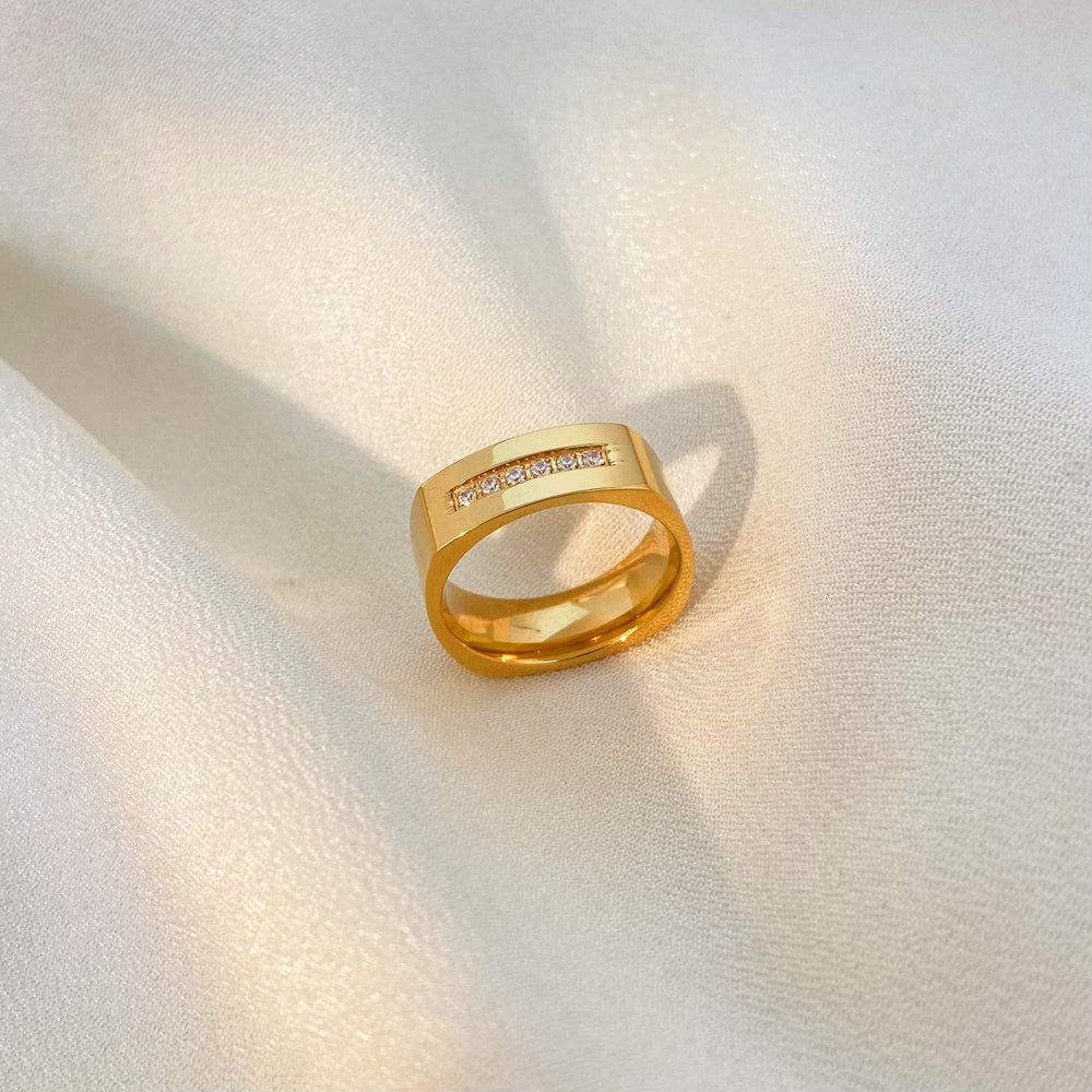 Bold Square Band 18K Gold Plated Titanium Ring with Brilliant Cut Stones