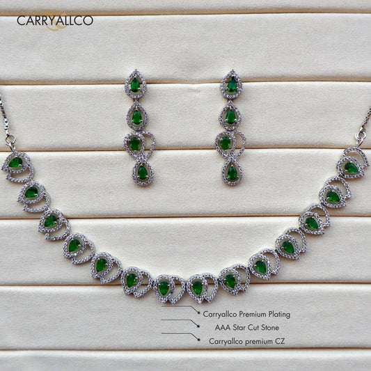 Carryallco Green Oasis Necklace