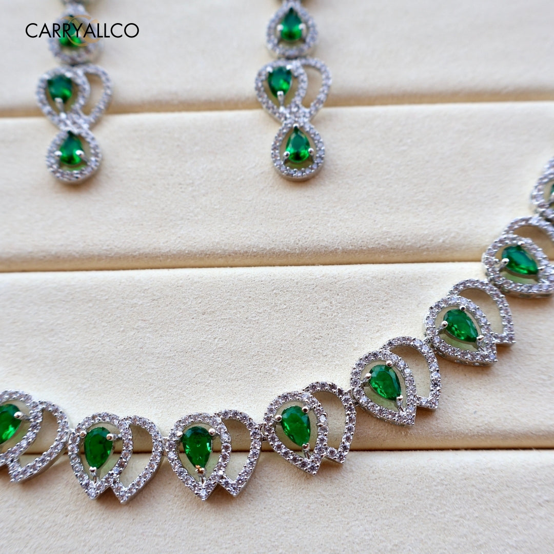 Carryallco Green Oasis Necklace Carryallco