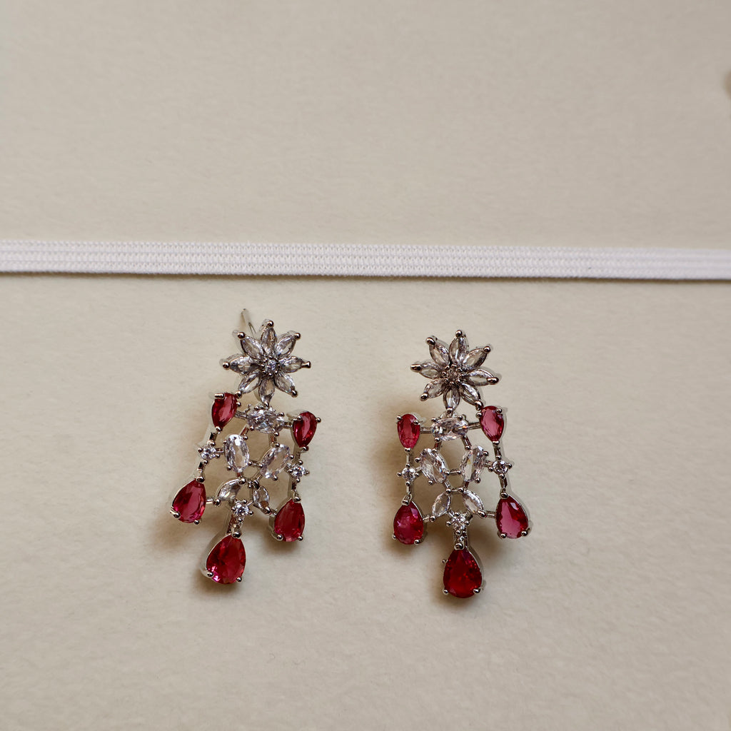 Carryallco Scarlet Grace Necklace Set