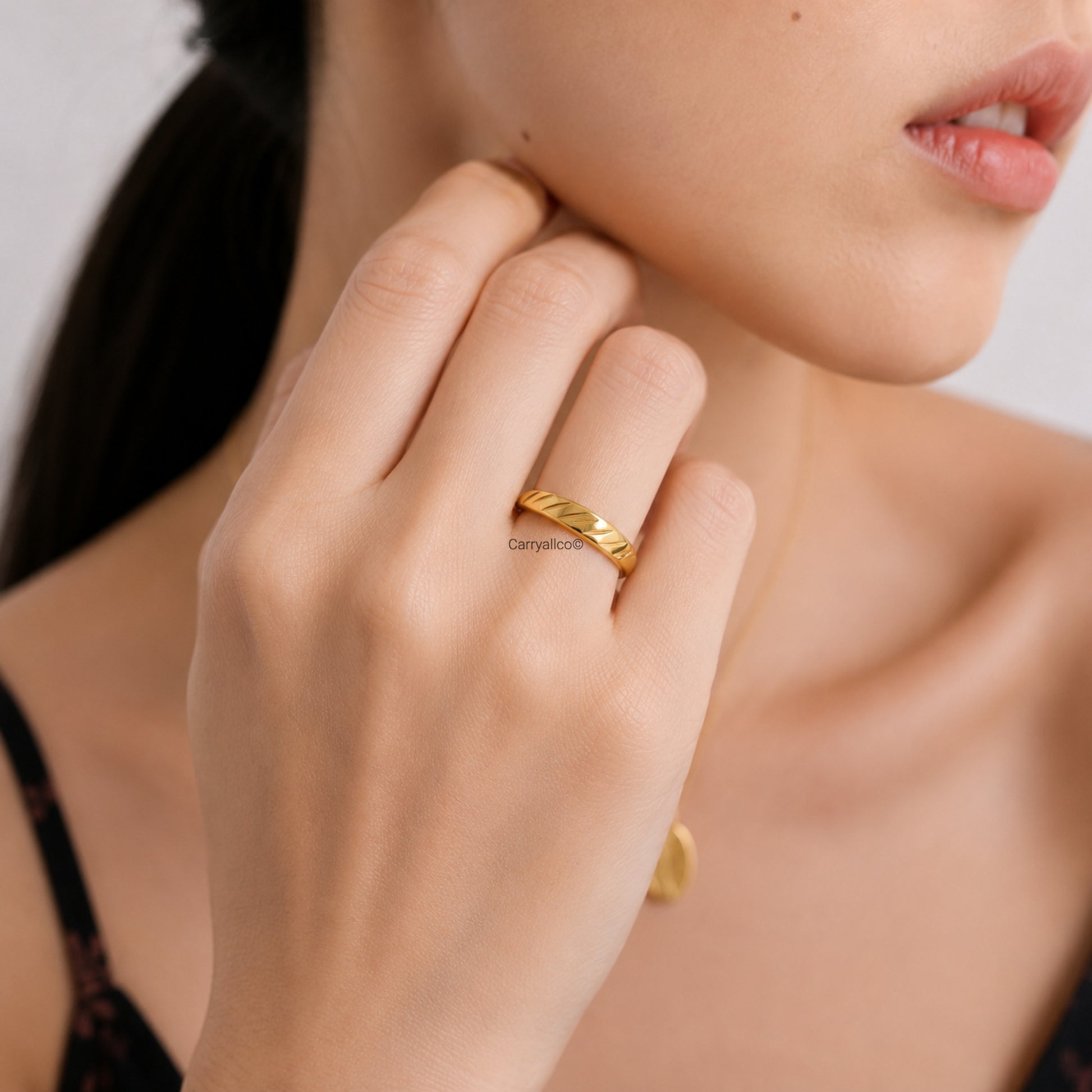 Dainty Fine Bread Ring