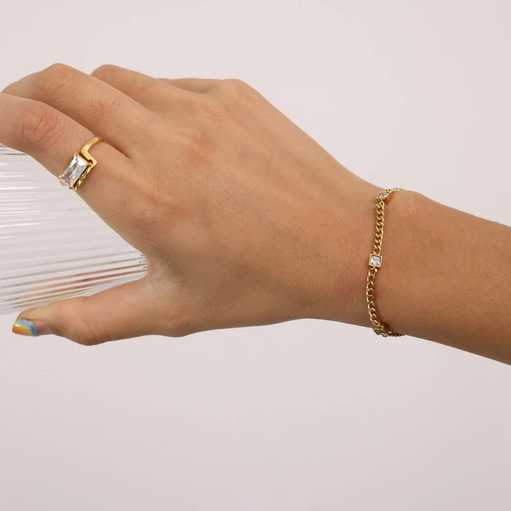 White Stone Chain Bracelet – 18K Gold Plated | CARRYALLCO