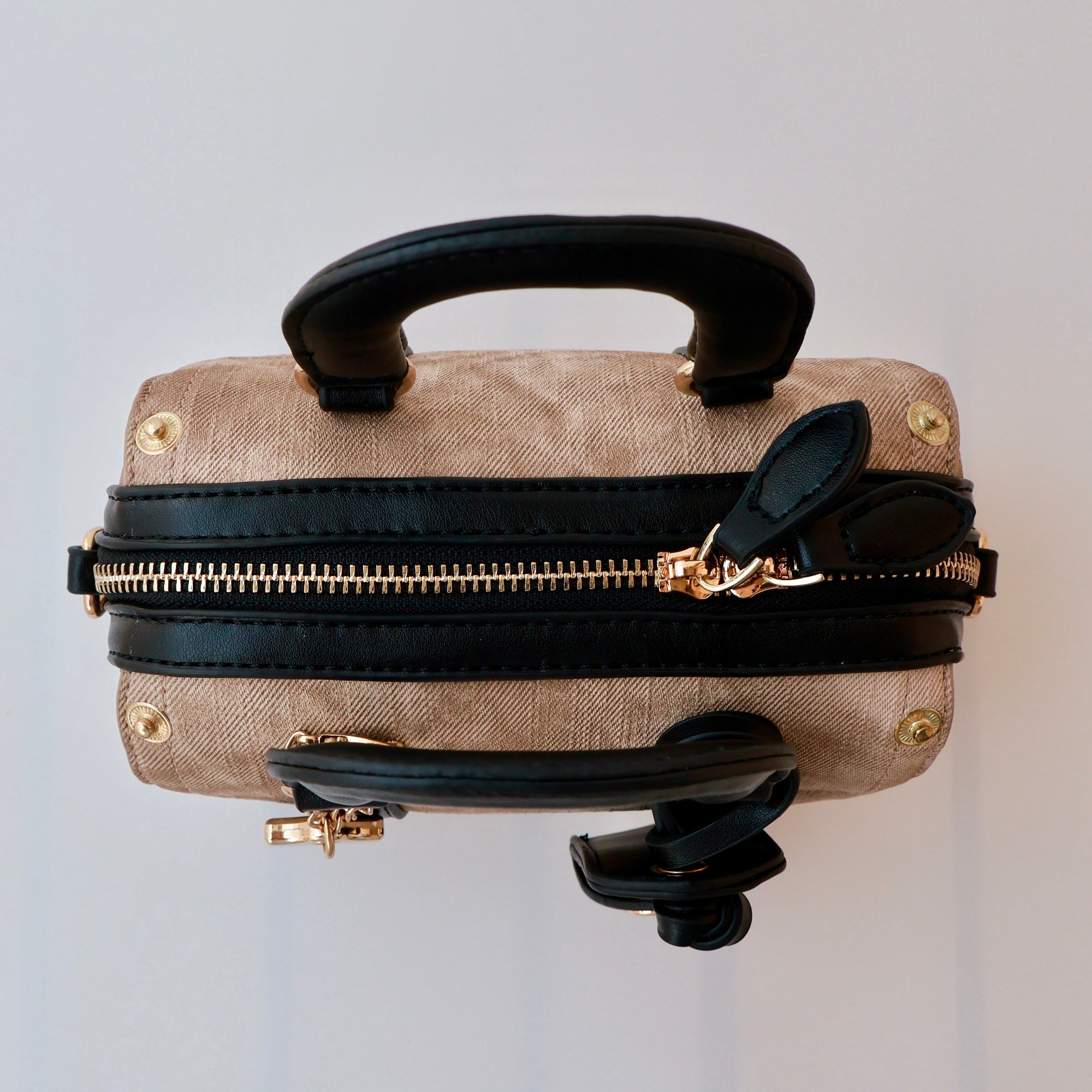 Carryallco Celeste – Handmade Vintage Medium Boston Bag
