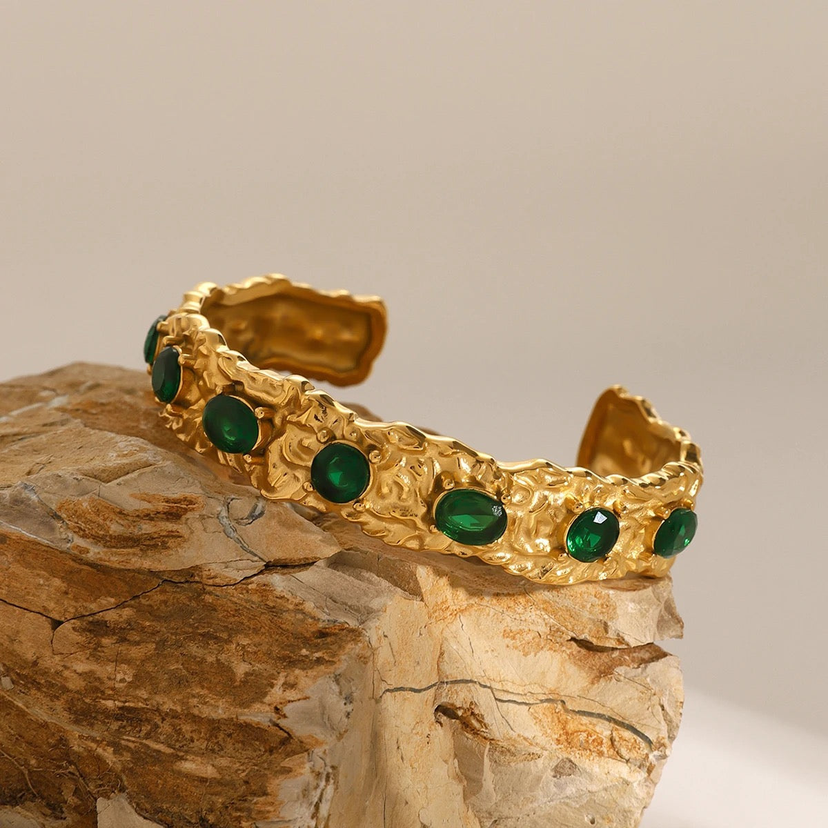 Verdant Glow Hammered Bracelet Carryallco
