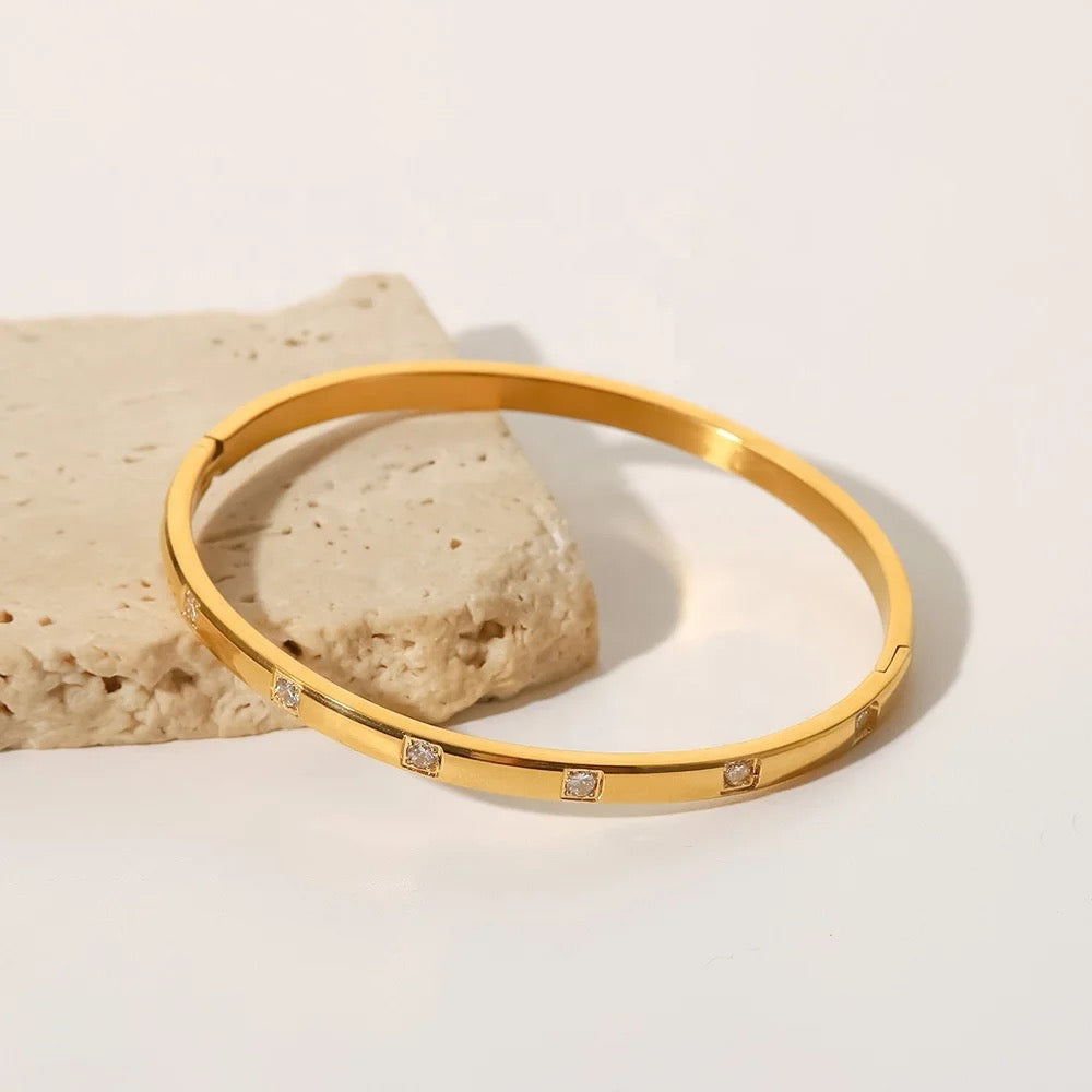 Round Brilliant Cut Cuff Bracelet Carryallco