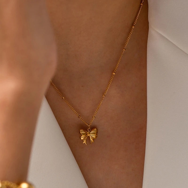 Carryallco Chic Bow Knot Pendant Necklace Carryallco