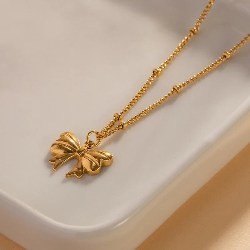 Carryallco Chic Bow Knot Pendant Necklace Carryallco