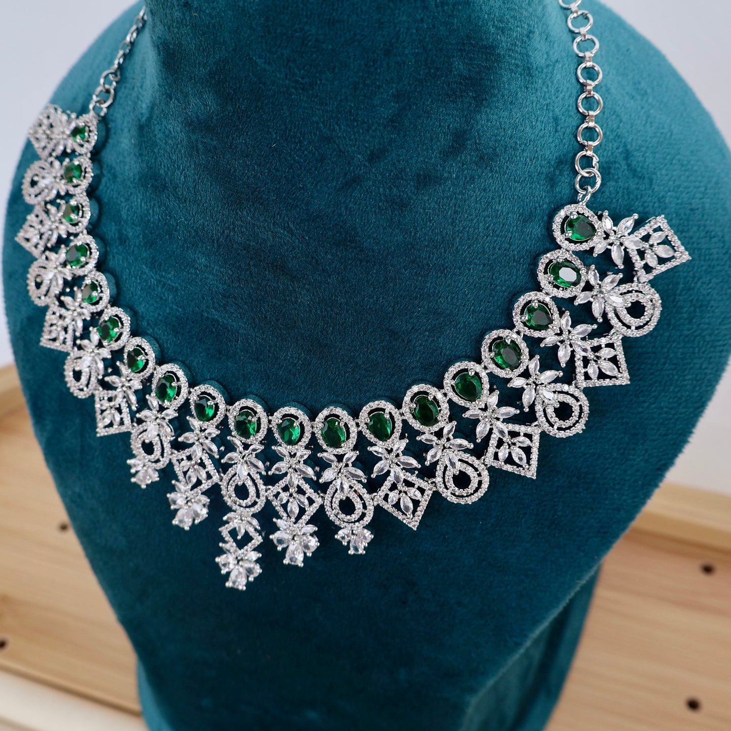 Carryallco Bridal Emerald Luxe American Diamond Necklace