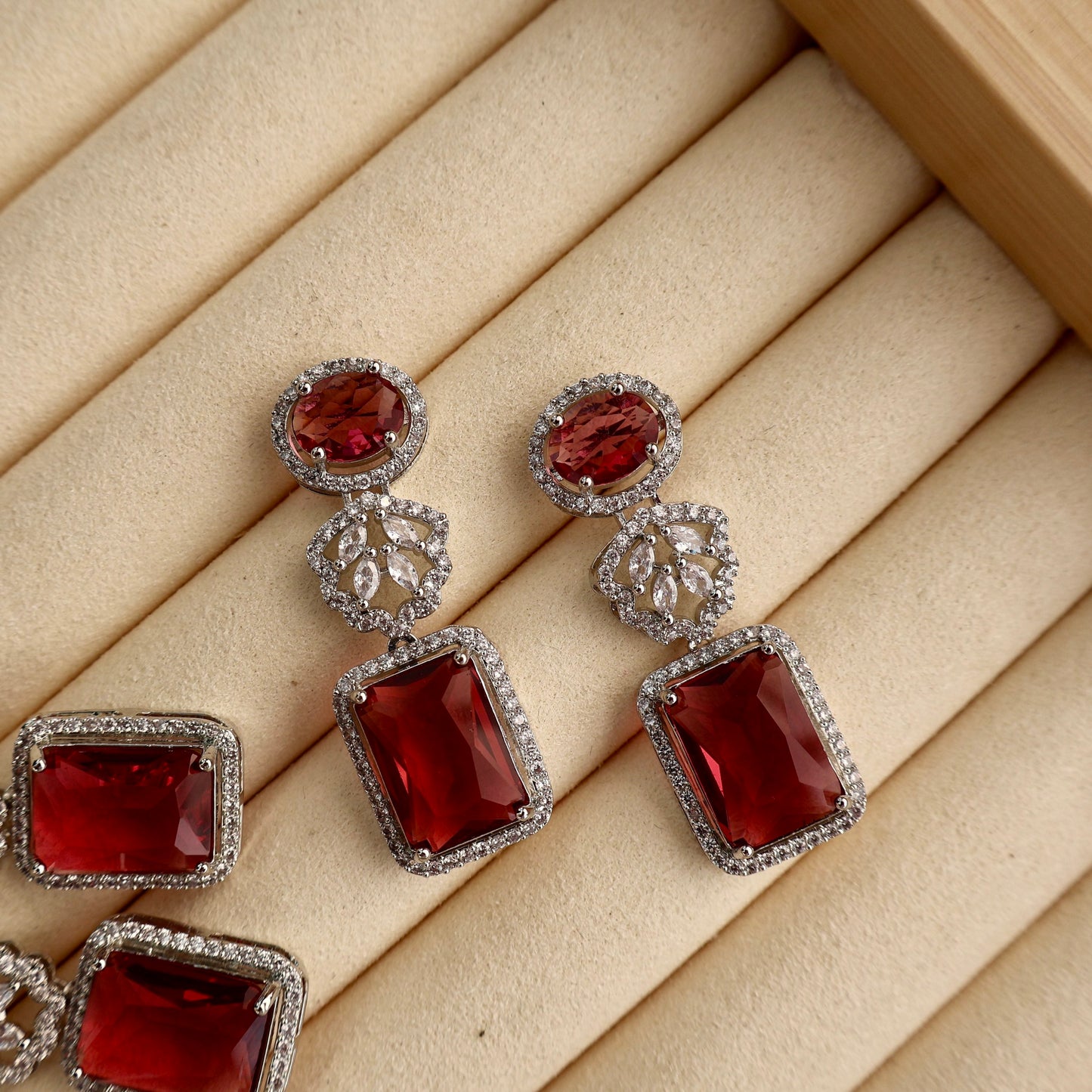 Carryallco Ruby Blossom Necklace