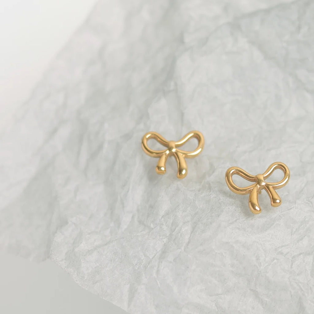 Lustrous Knot Stud Earrings – 18K Gold Plated