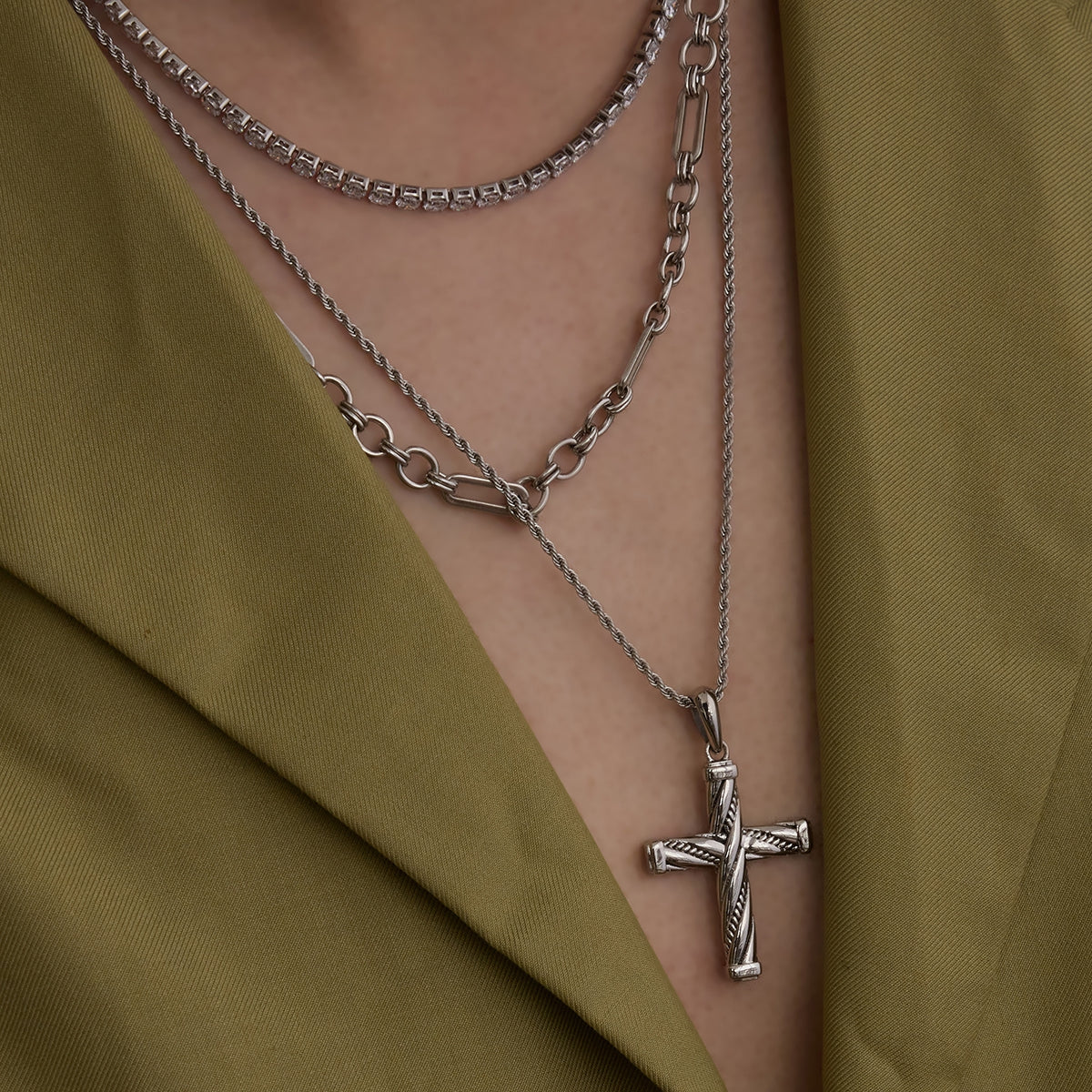 Men Cross Pendant – Demi-Fine Rhodium Plated Necklace CARRYALLCO