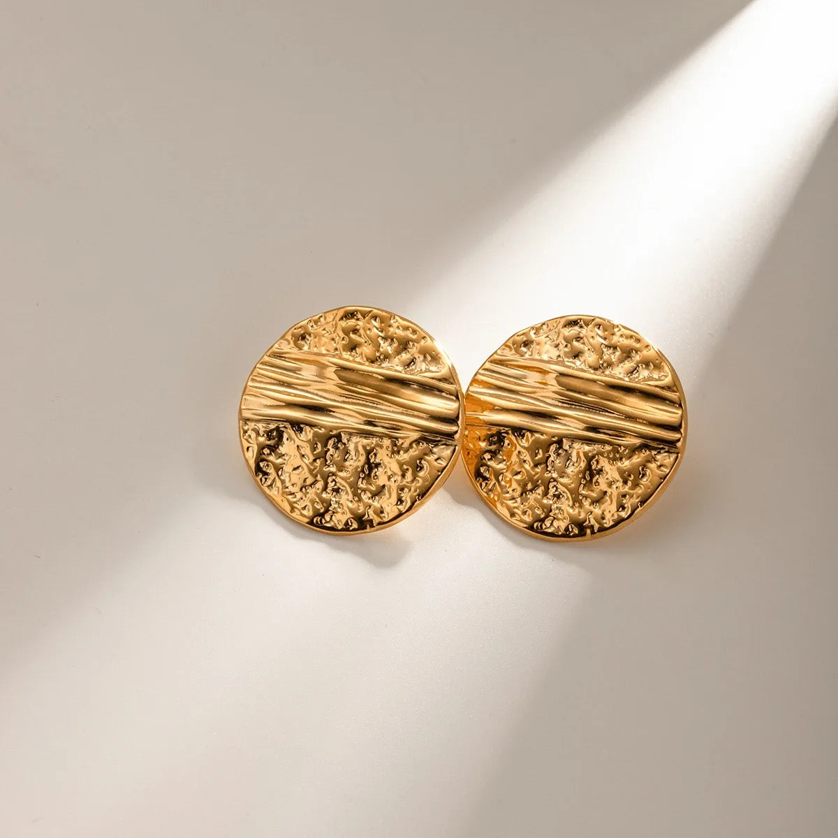 Modernist Hammered Stud Earrings – 18K Gold-Plated