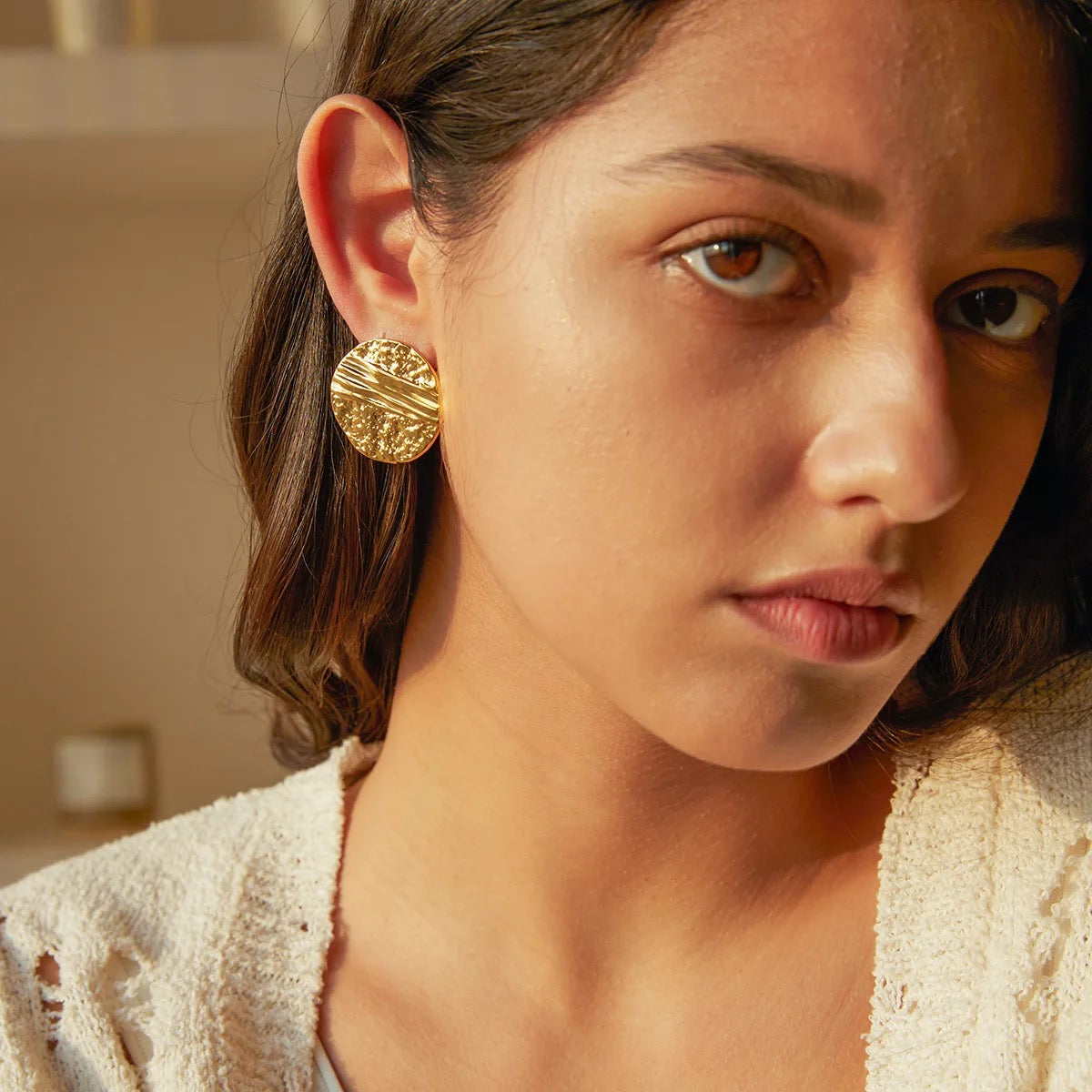 Modernist Hammered Stud Earrings – 18K Gold-Plated