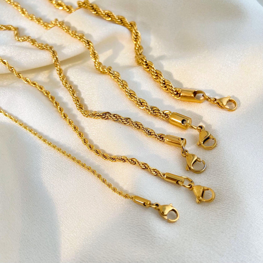 Rope Chain Necklace | 18K Gold PVD | Carryallco