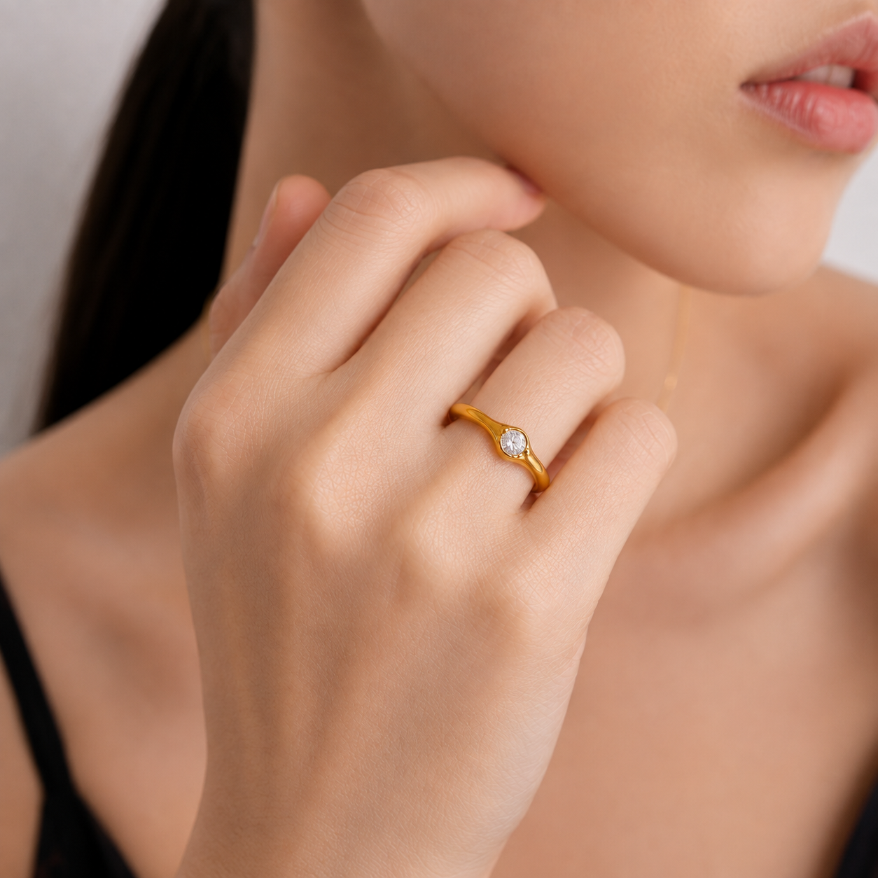 Round Cubic Zirconia Ring
