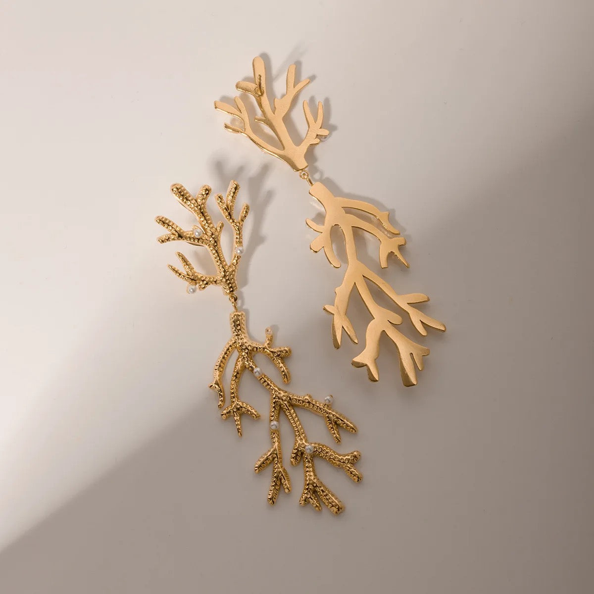Serene Ocean Leaf Drop Earrings – 18K Gold Plated