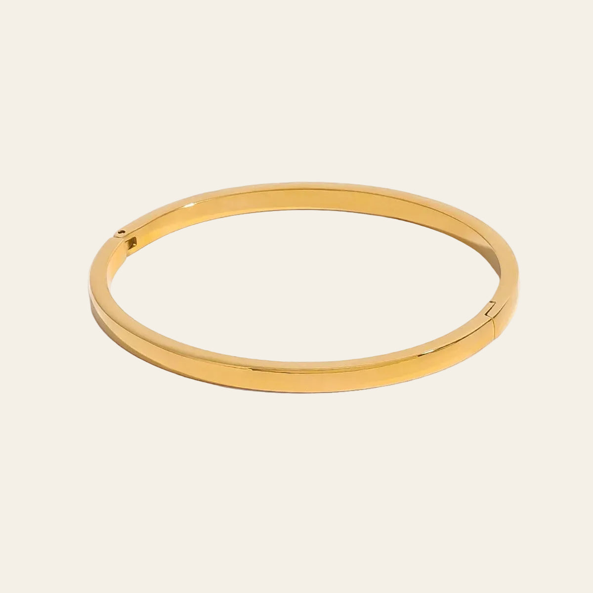 Slim Curved Clasp Bangle