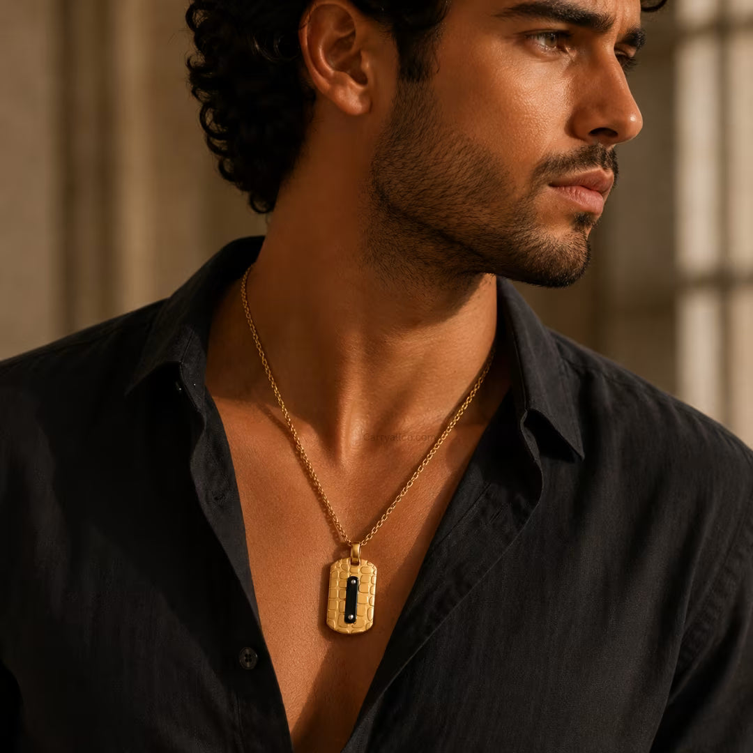 Square Thick Pendant Necklace | 18K Gold PVD
