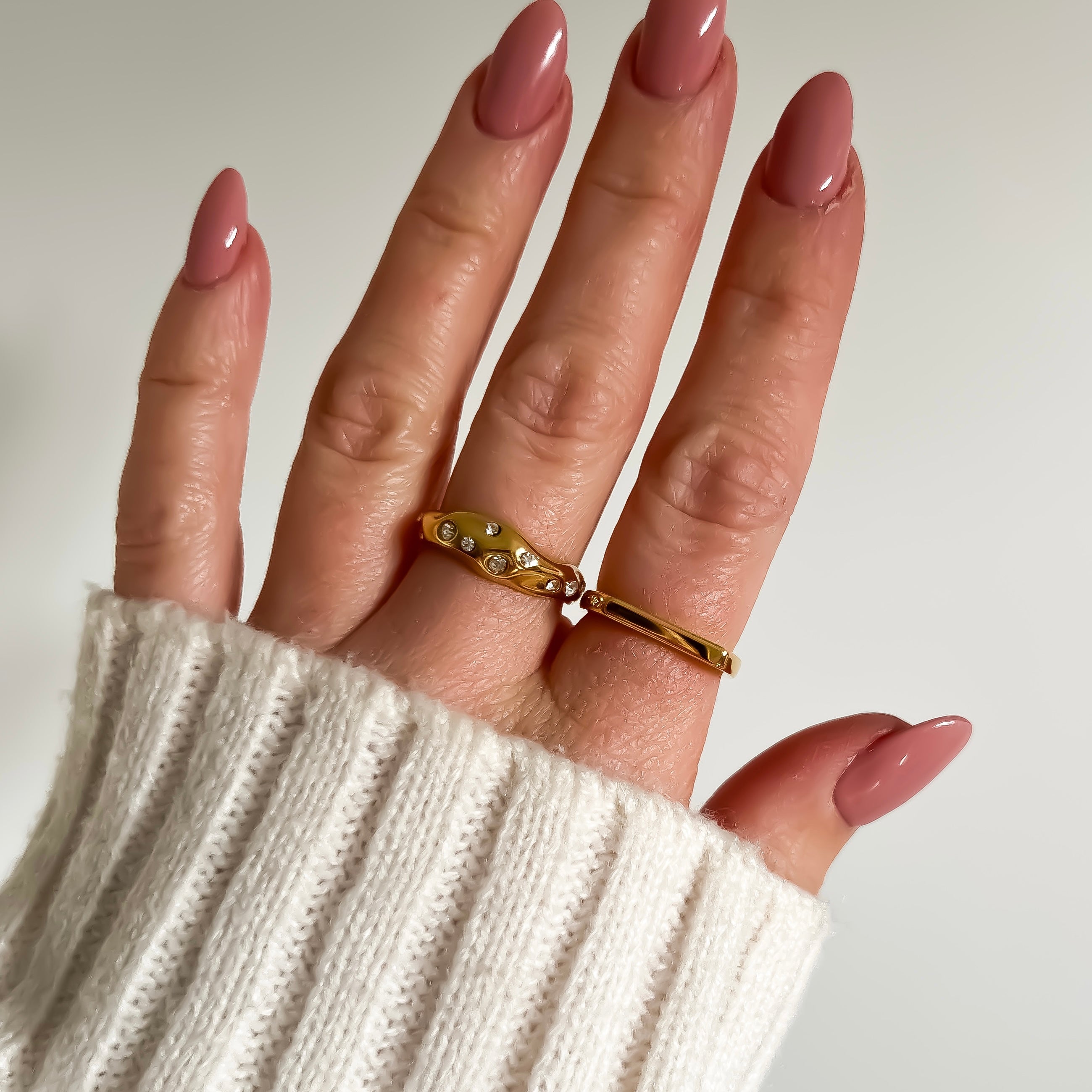 Starburst Hammered Gold Ring – Demi-Fine 18K Plated