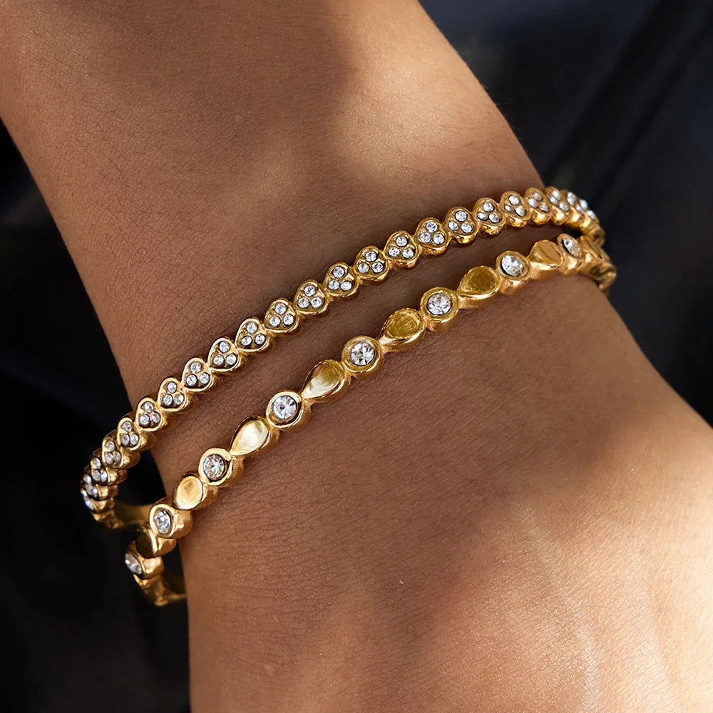 Teardrop Zircon Hinged Bangle