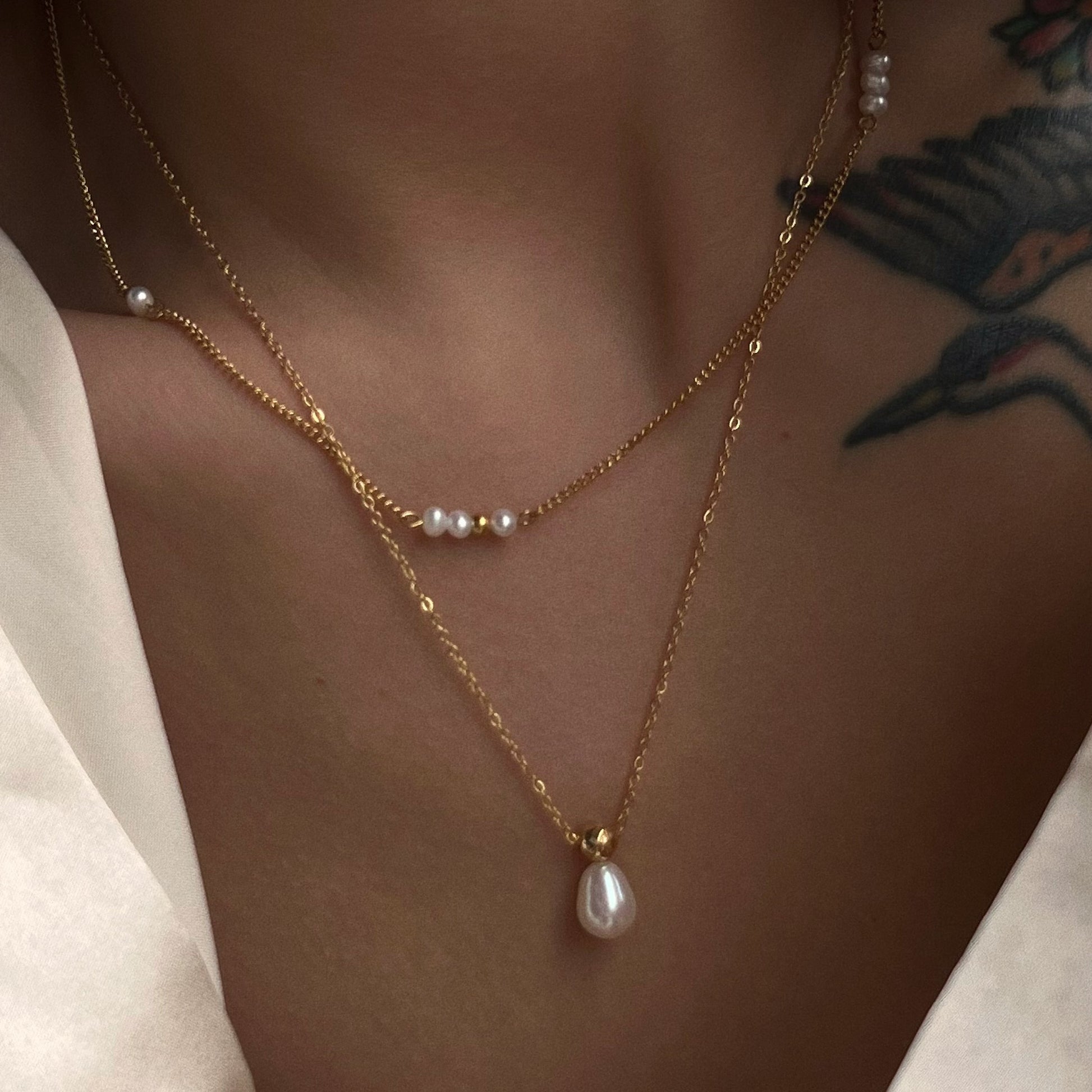 Vintage Pearl Drop Pendant Necklace – 18K Gold Plated
