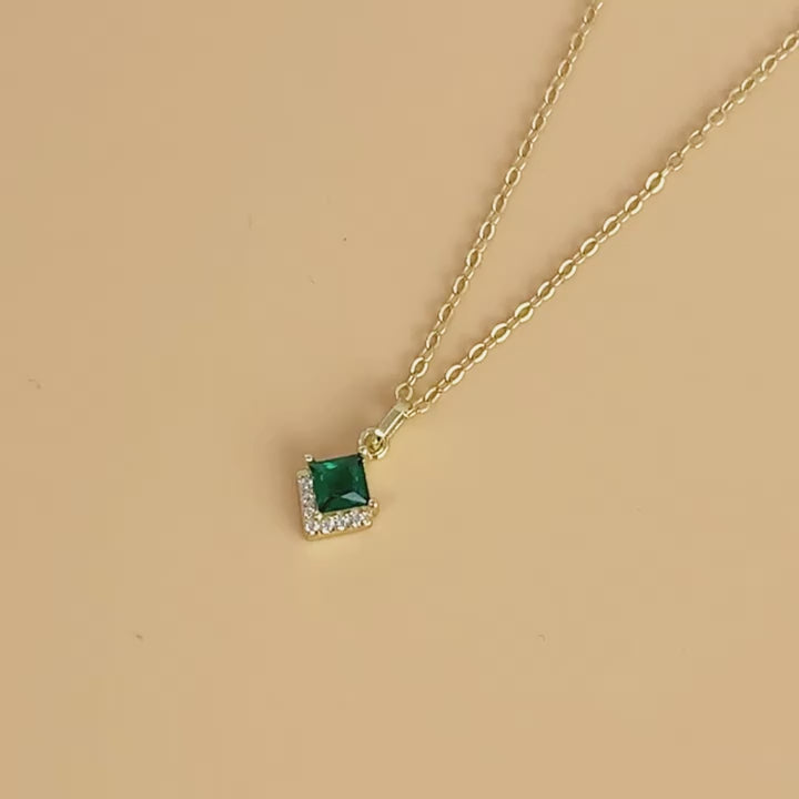14K Gold Plated Emerald Green Gemstone Pendant Necklace