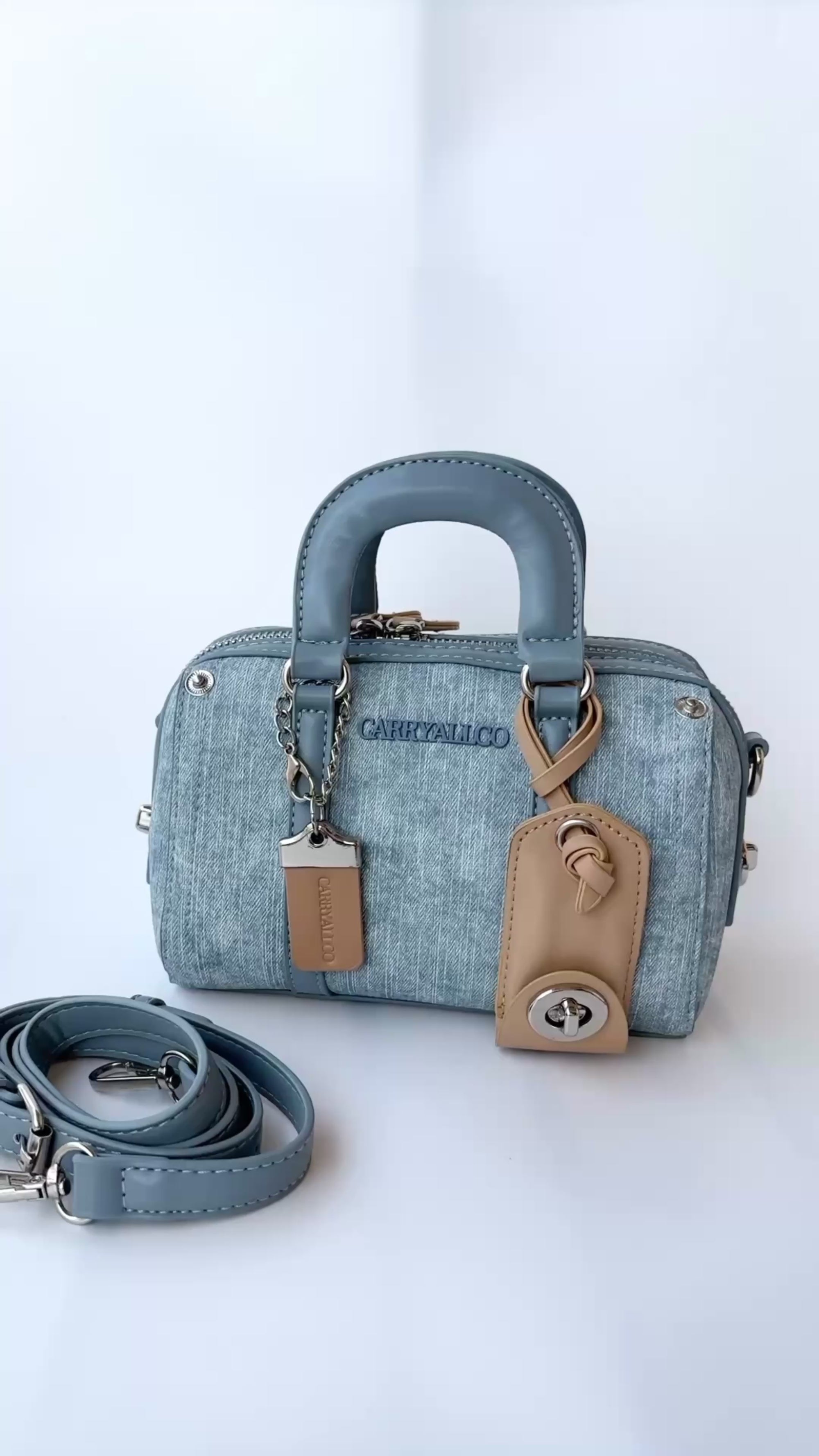 Carryallco Celeste – Handmade Vintage Medium Boston Bag