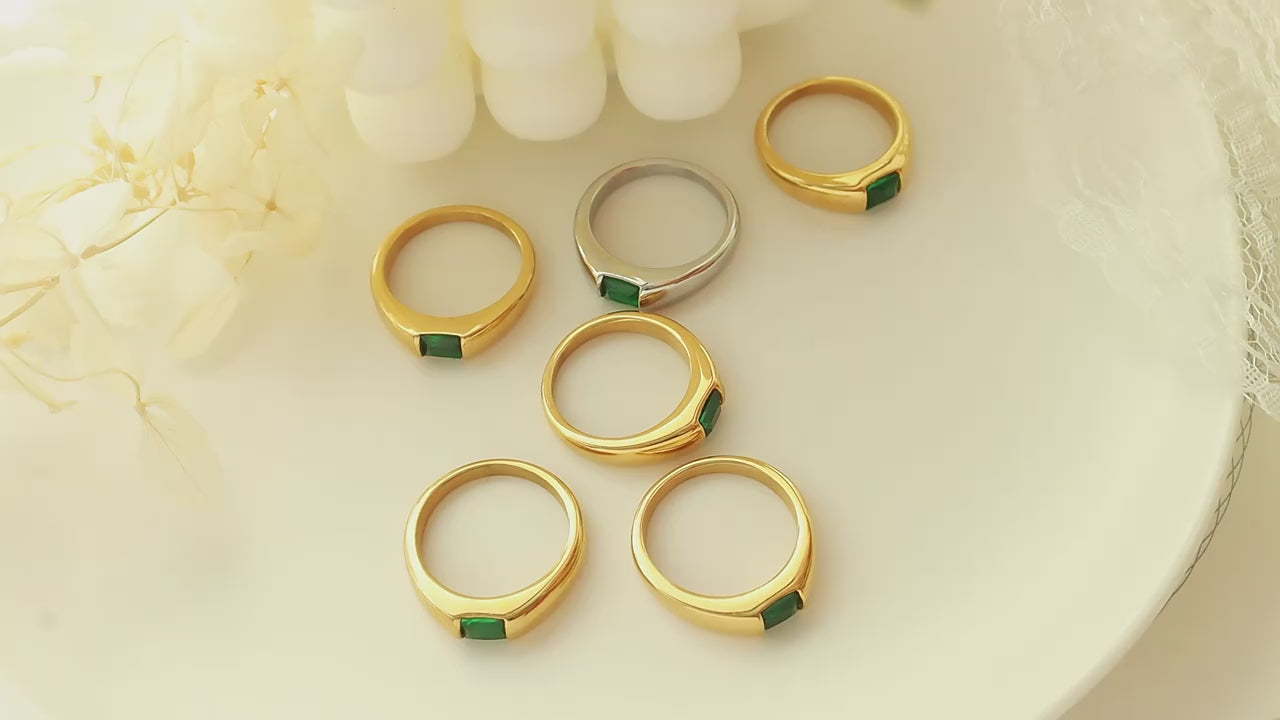 Emerald-Cut Green Stone Ring – 18K Gold Plated Titanium Steel