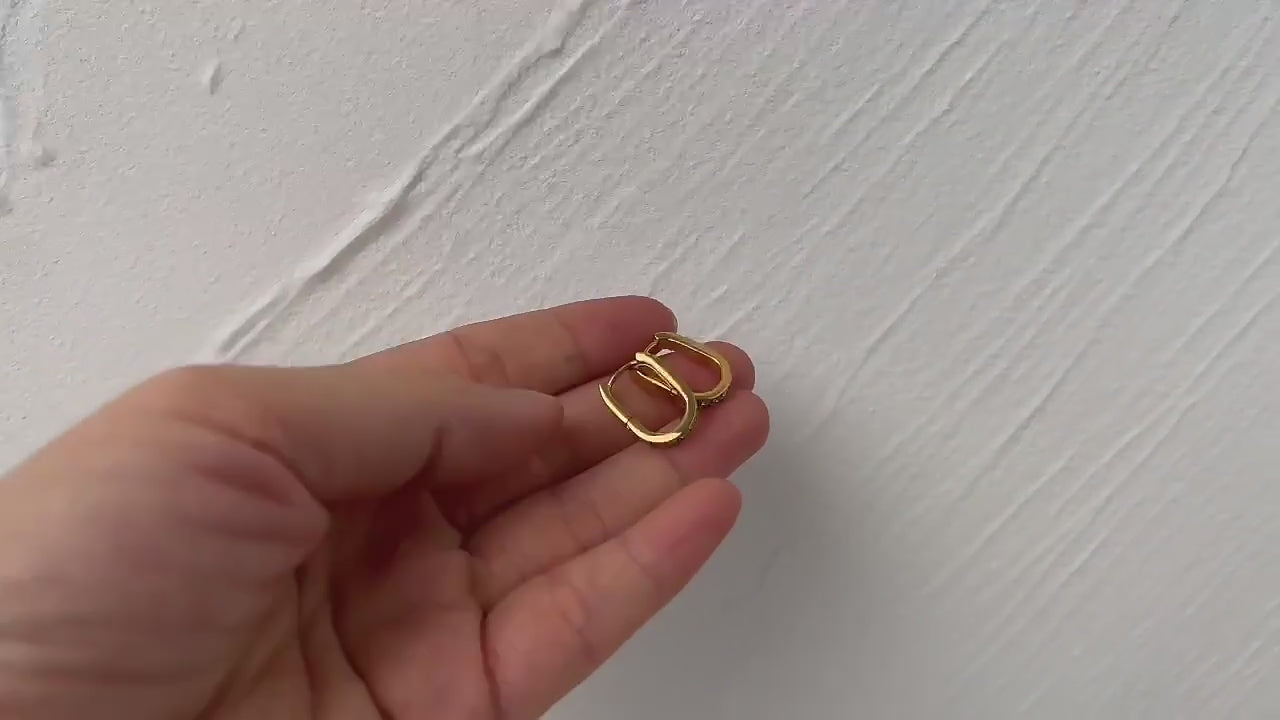 Dainty Zircon Hoop Earrings – 18K Gold Plated
