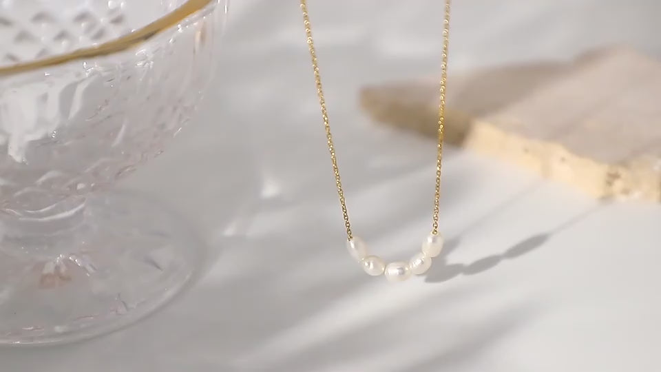 Dainty 18K Gold Plated Freshwater Pearl Necklace
