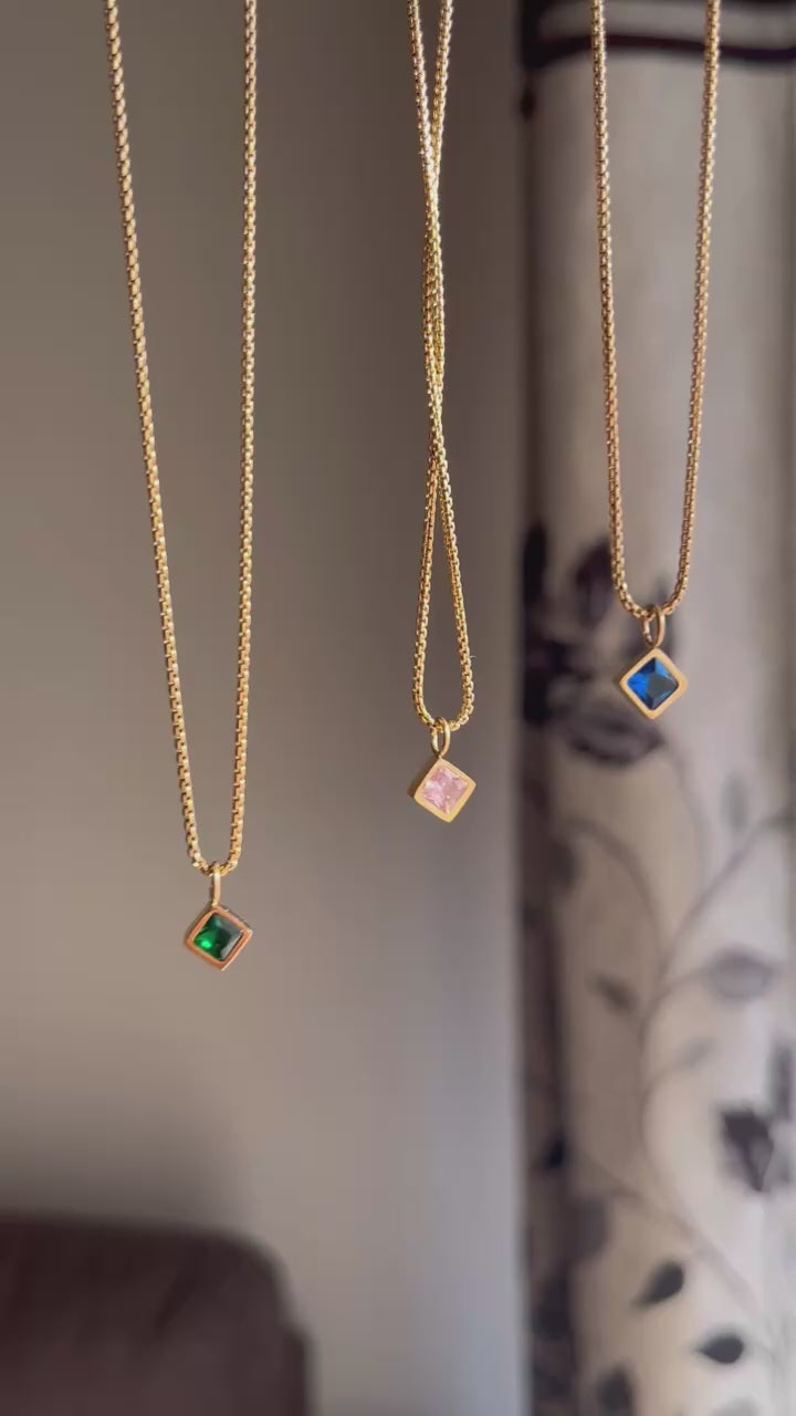 Square Brilliant Cut Zircon Pendant Necklace video