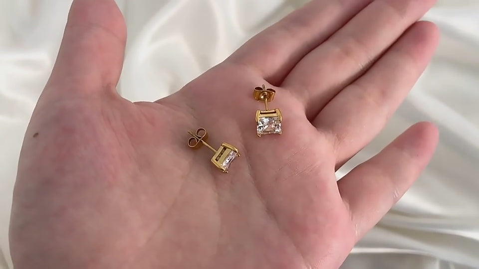 Carryallco Gold Plated Solitaire Stud